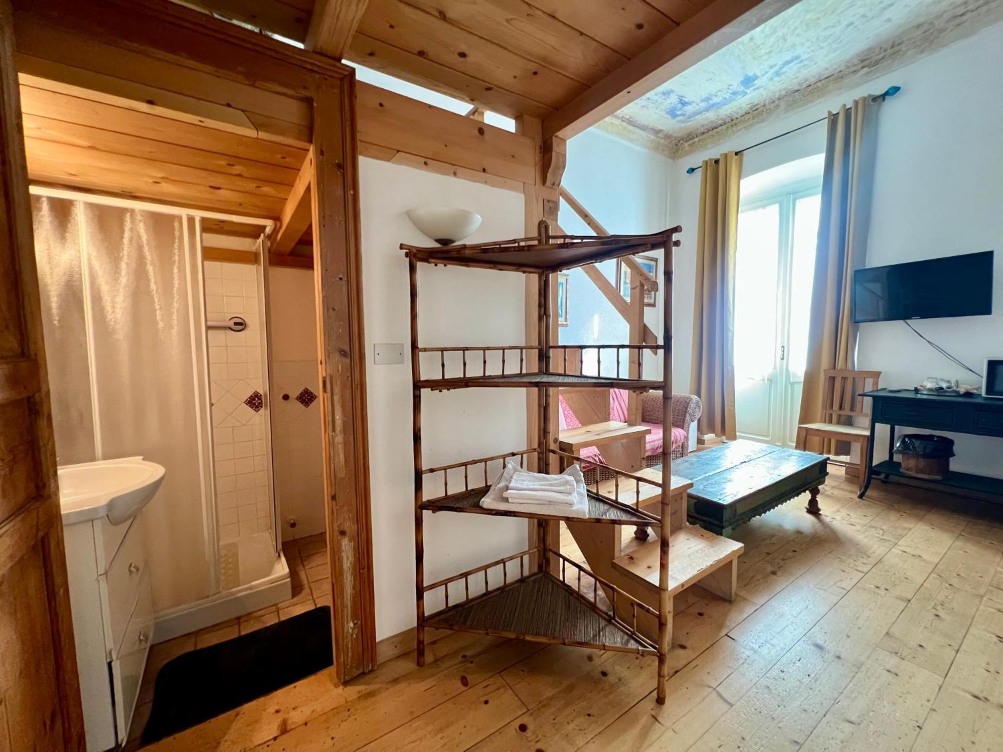 B&B Le Finestre Su Via Cavour Sassari Szoba fotó